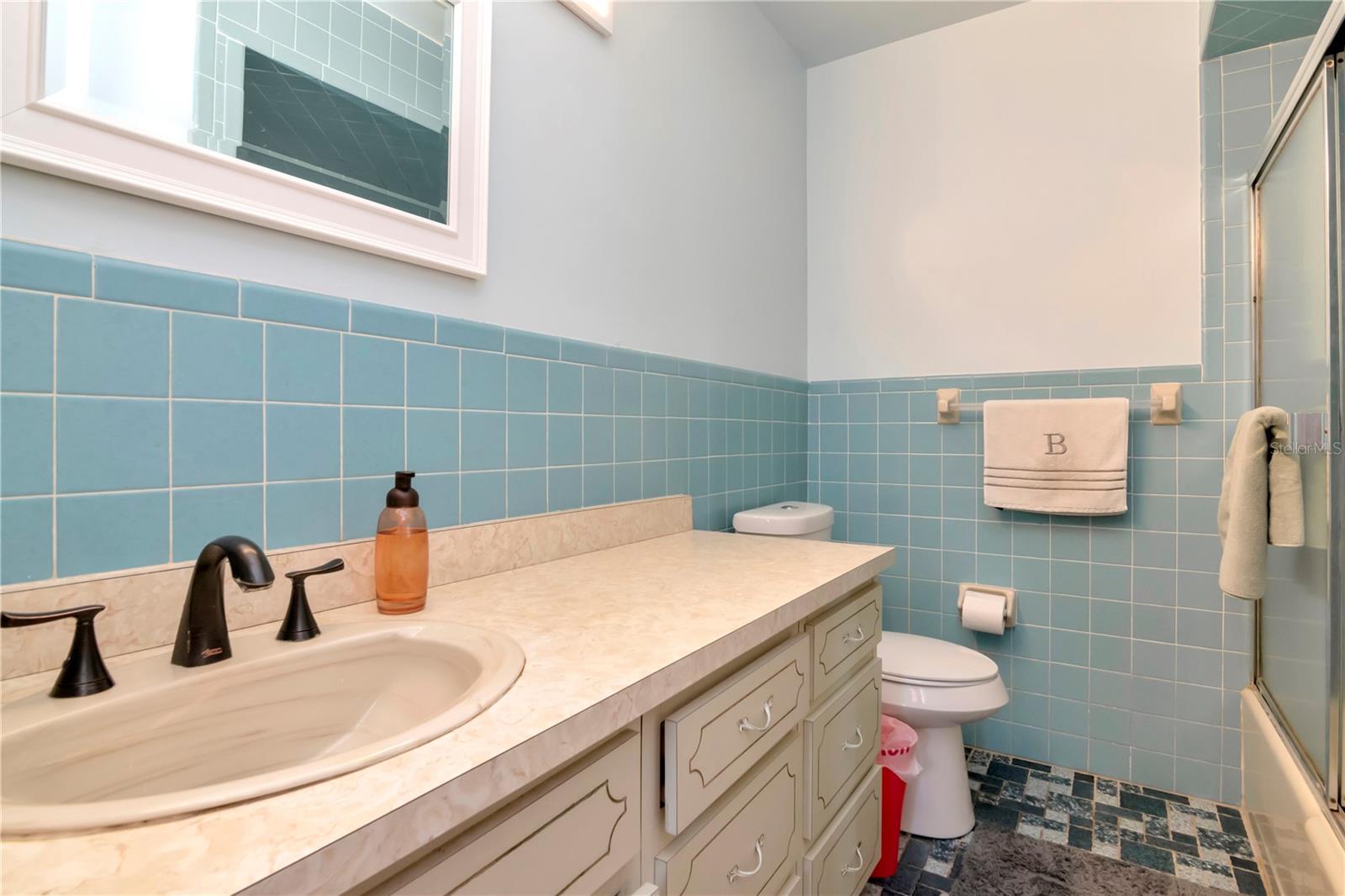 Second Suite Bath
