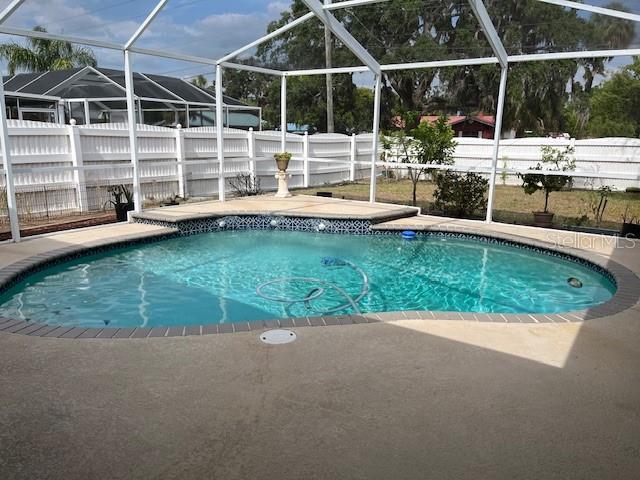 Screened Pool