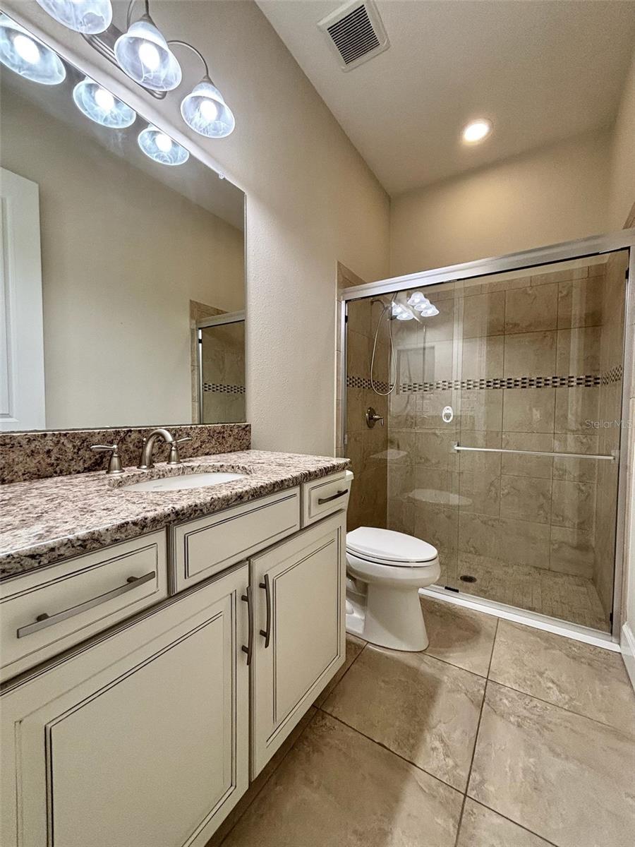 En-suite bathroom
