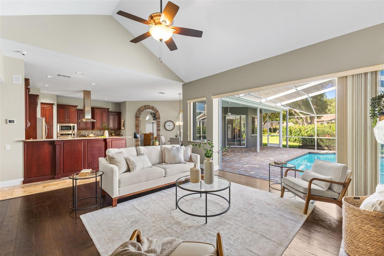 Family Room / Kitchen Combination