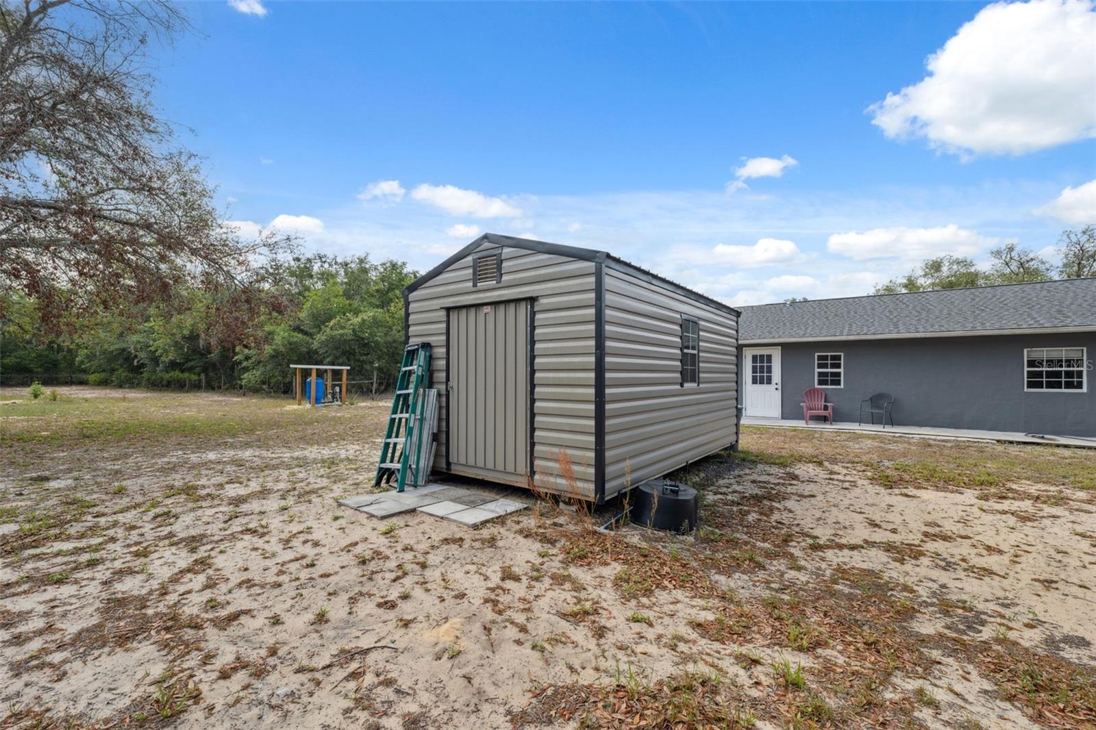 Shed