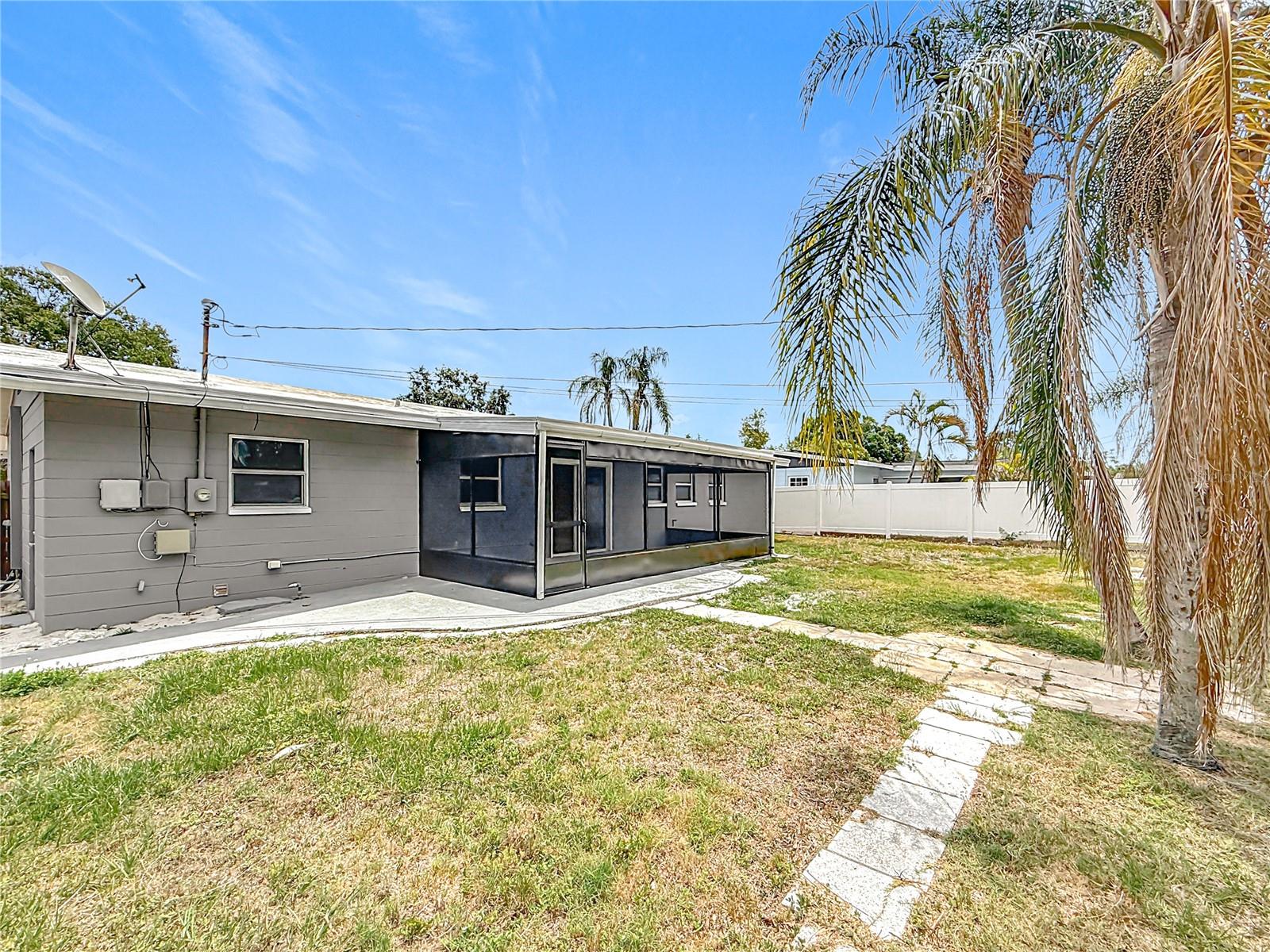Fenced Rear Yard
