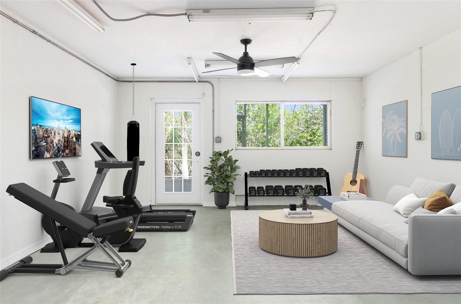 Virtually Staged Bonus Area on the First Floor. This space is air conditioned.