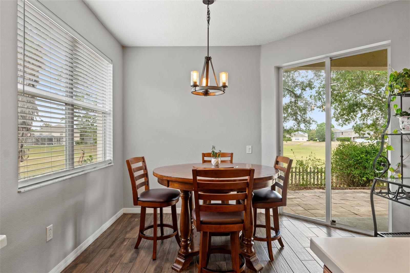 Breakfast nook
