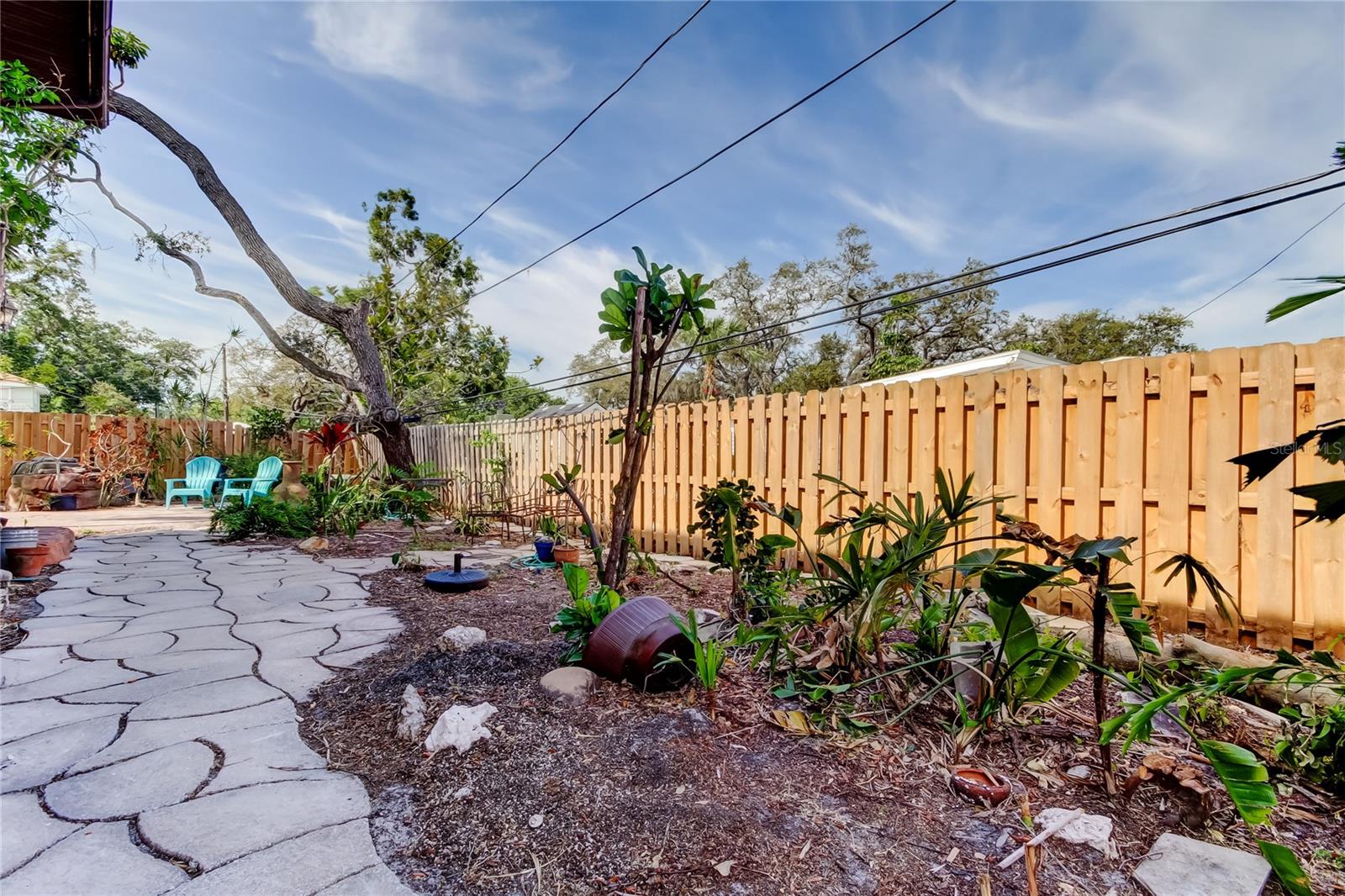 New wood fencing