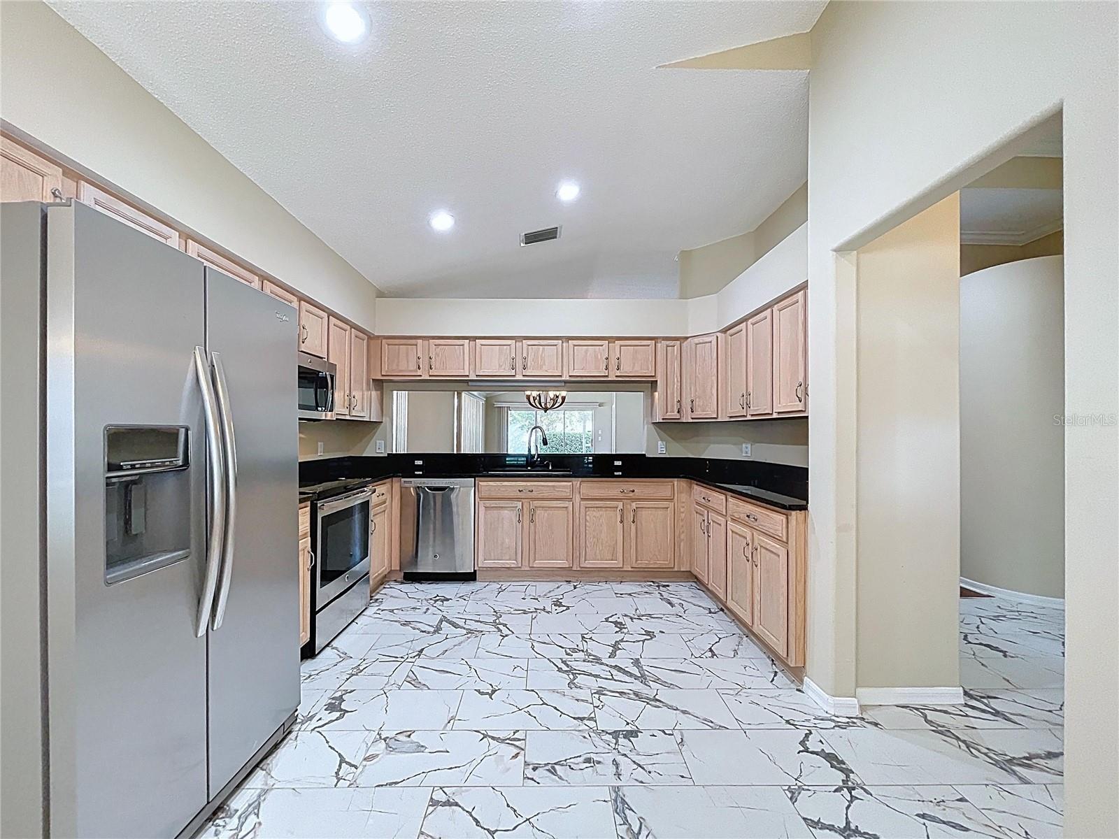 Efficient kitchen with room for an island