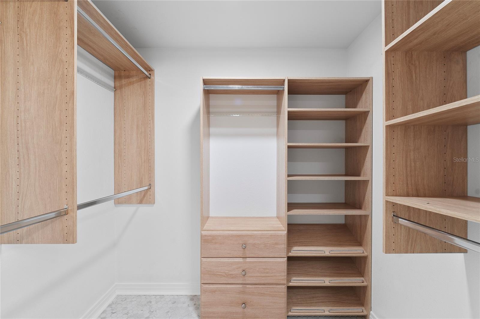 Walk-in closet