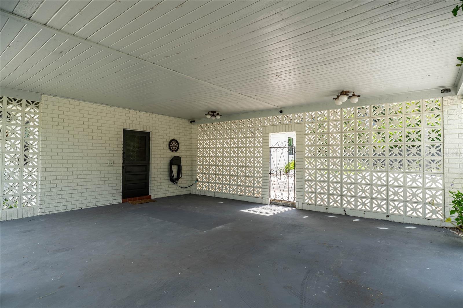 Carport