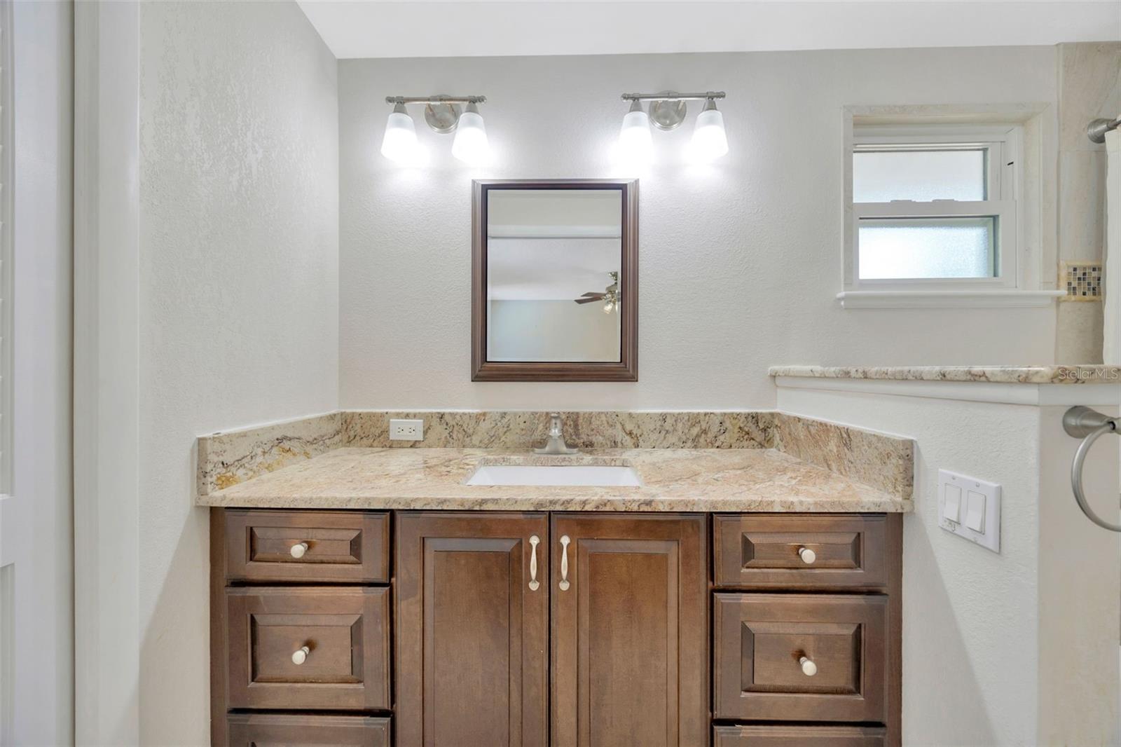 Ensuite vanity
