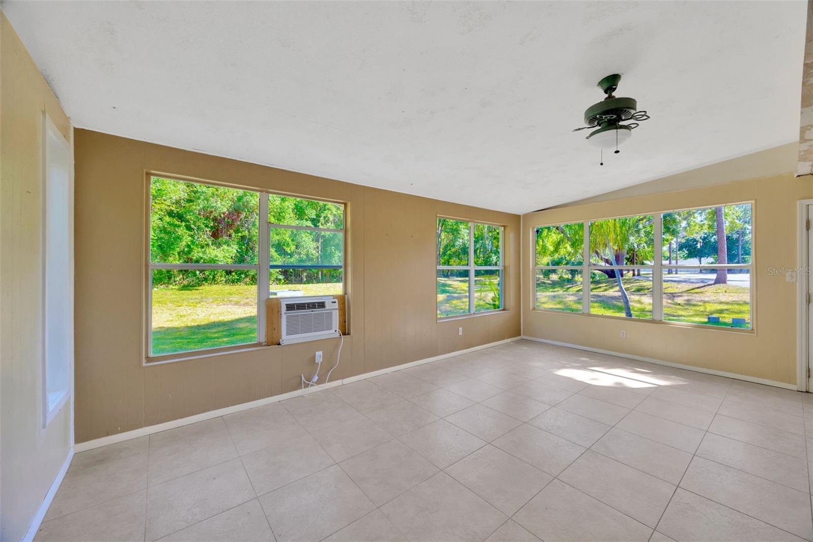 Florida room