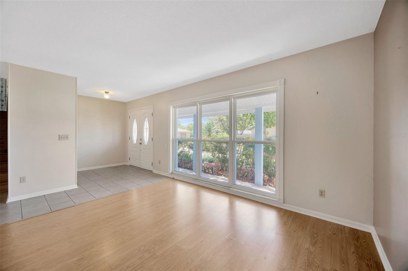 Front living room picture window