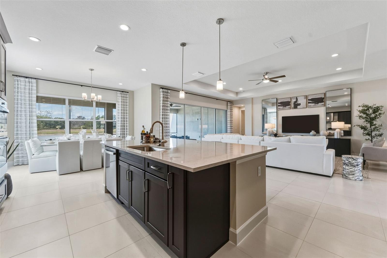 A Beautiful Space to Live & Entertain Everyday