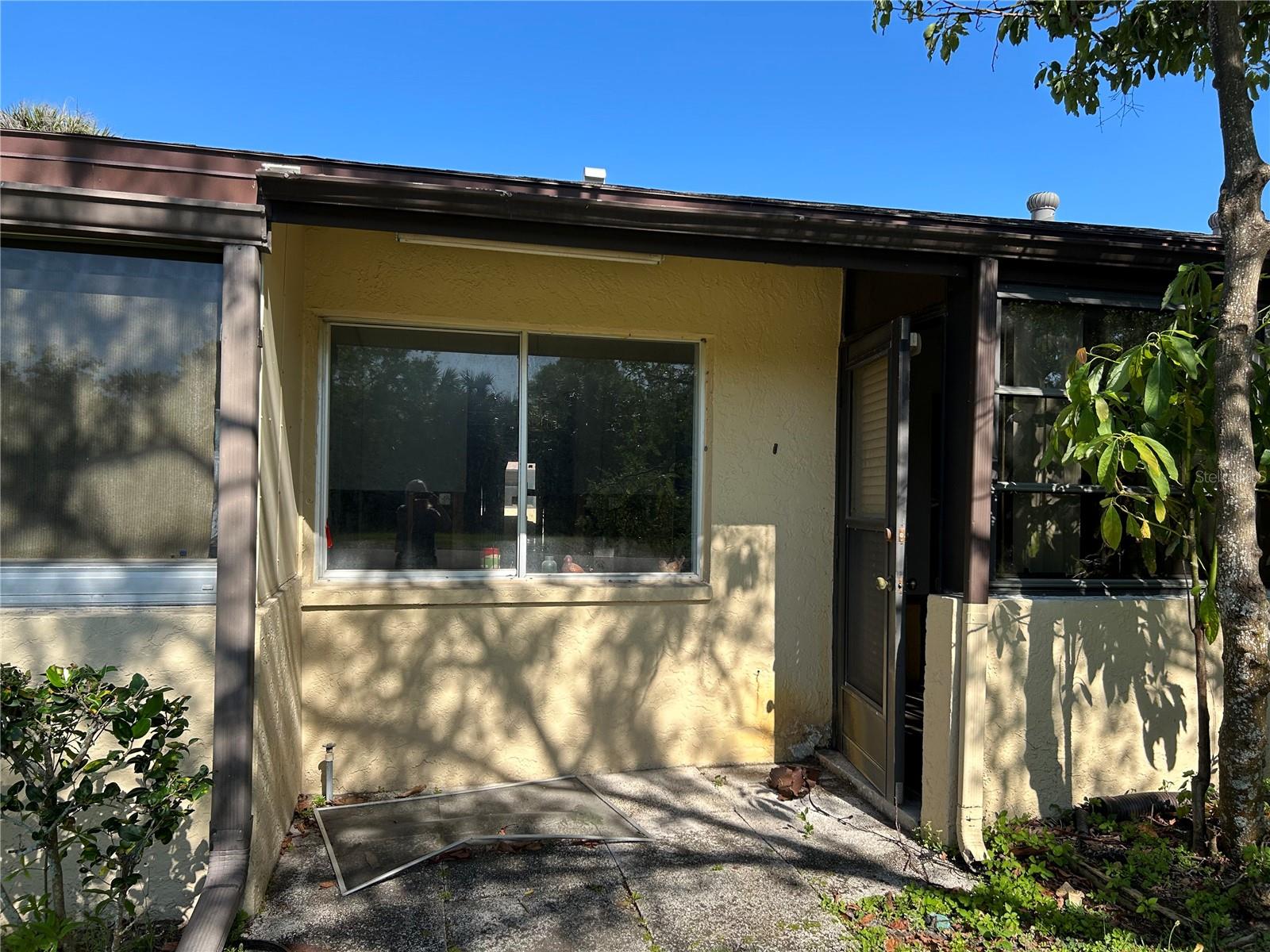 REAR OF UNIT