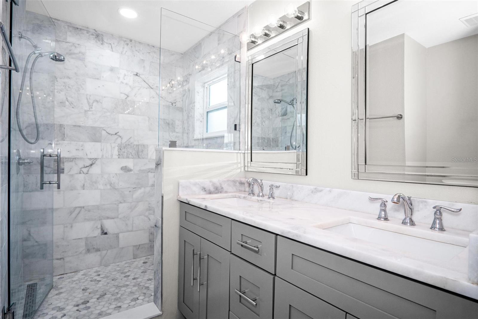 Primary Ensuite-Double Vanity