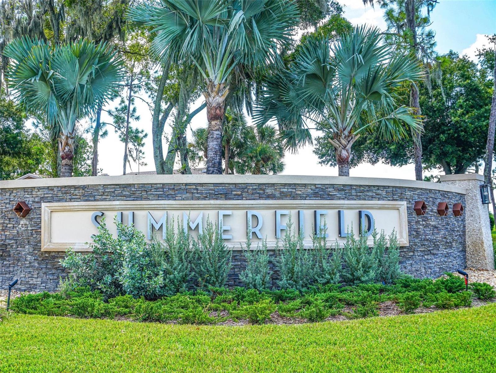 Summerfield Community Entrance