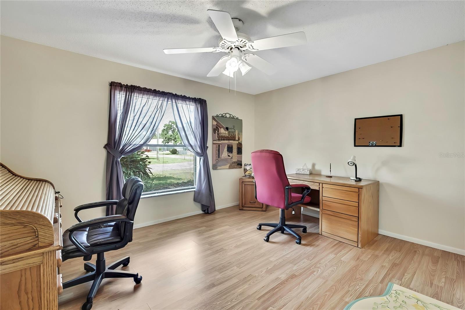2nd bedroom used as office