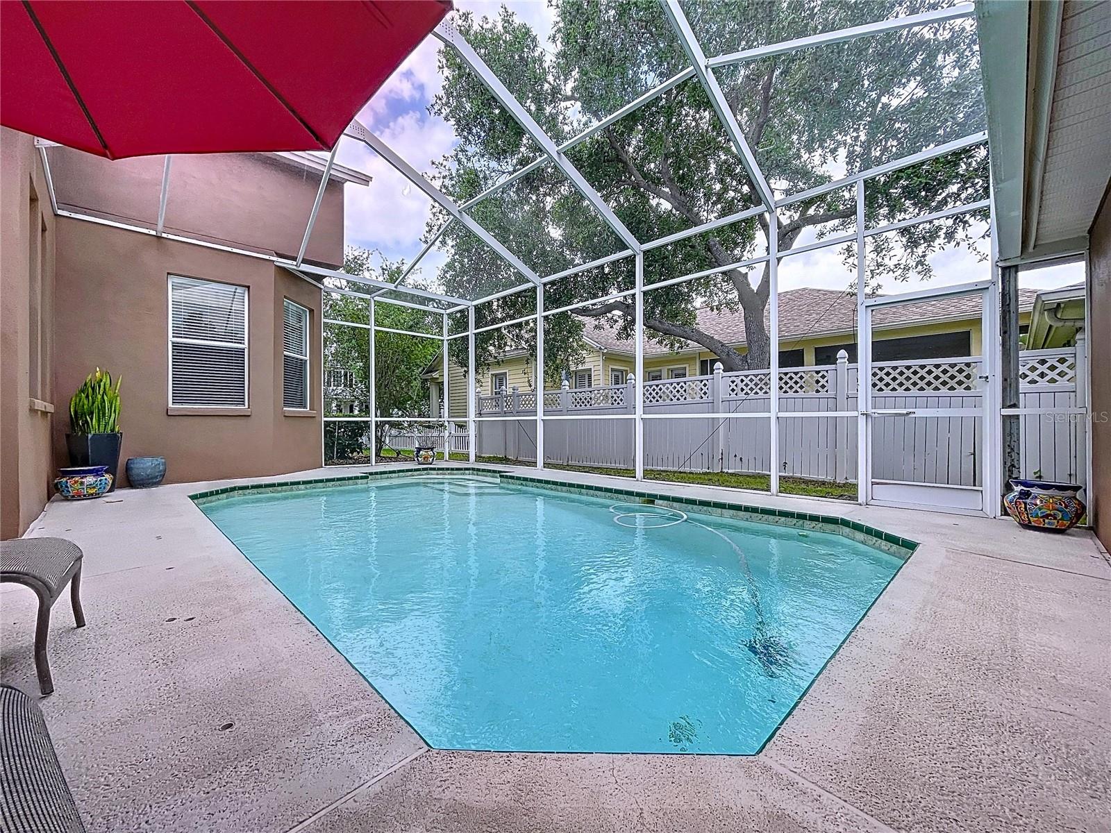 Pool vew