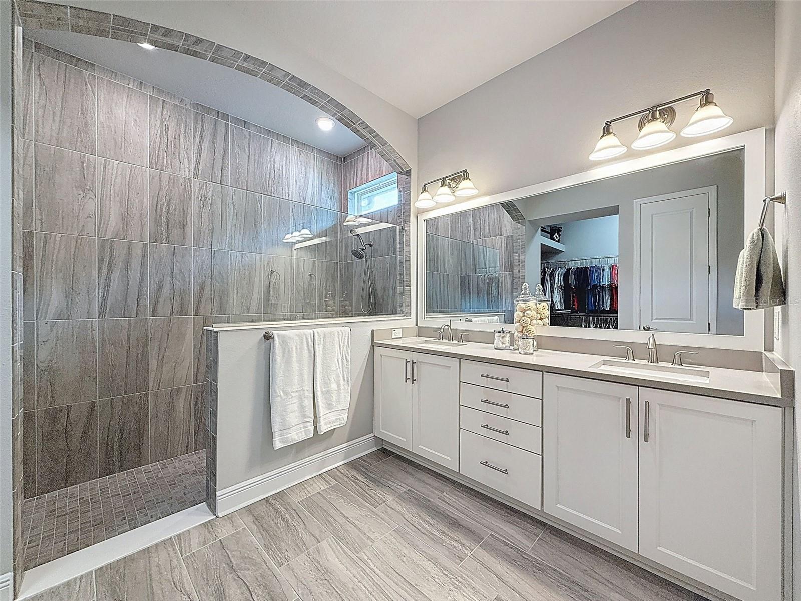 Primary ensuite Bath with walk in shower