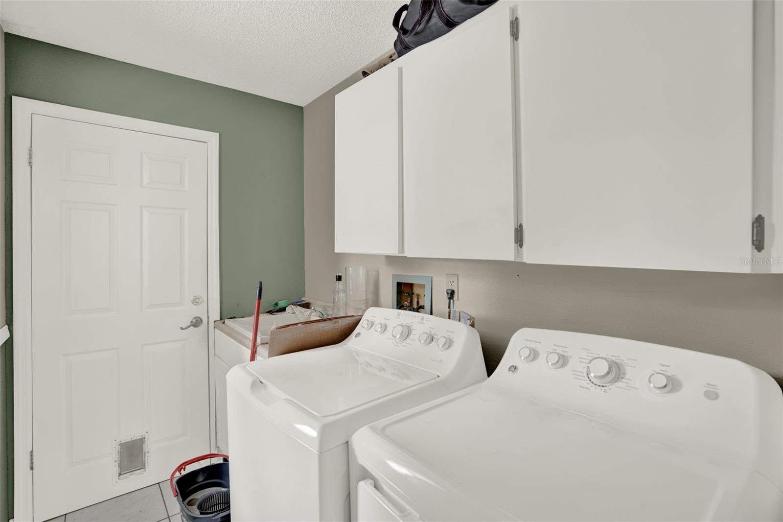 INSIDE LAUNDRYROOM