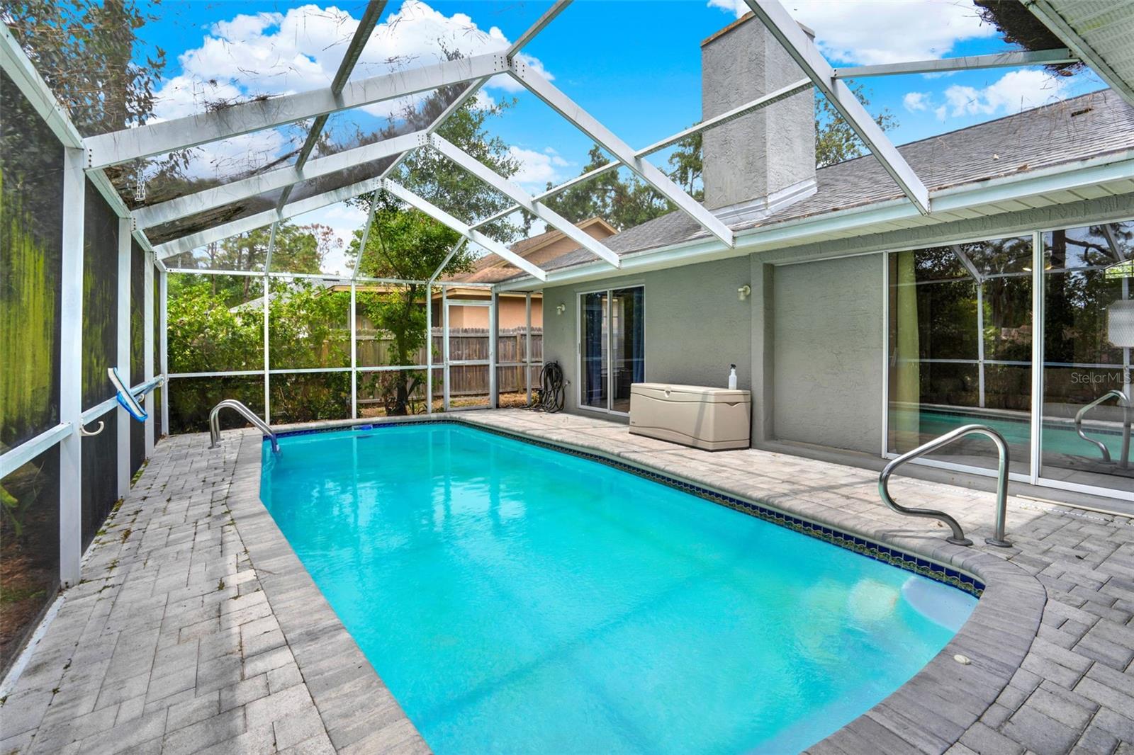SCREENED IN POOL