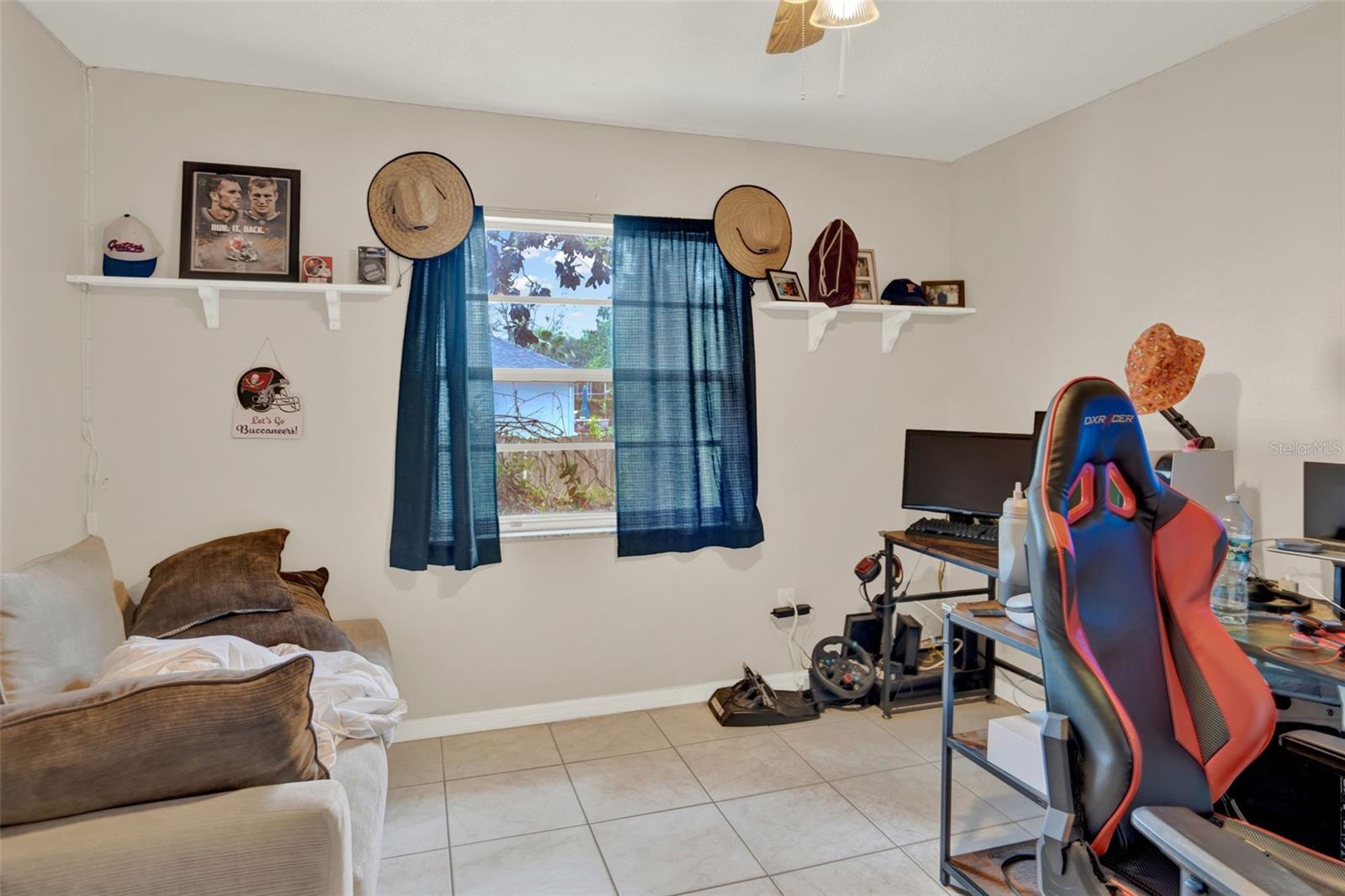 BEDROOM USED AS MANCAVE