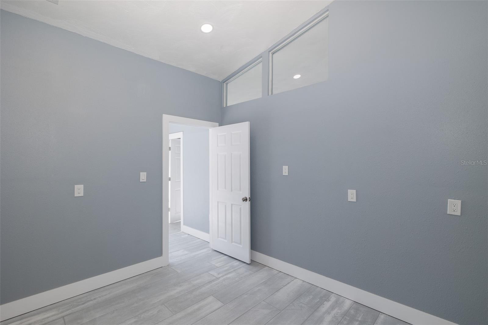 3rd Bedroom with decorative skylight