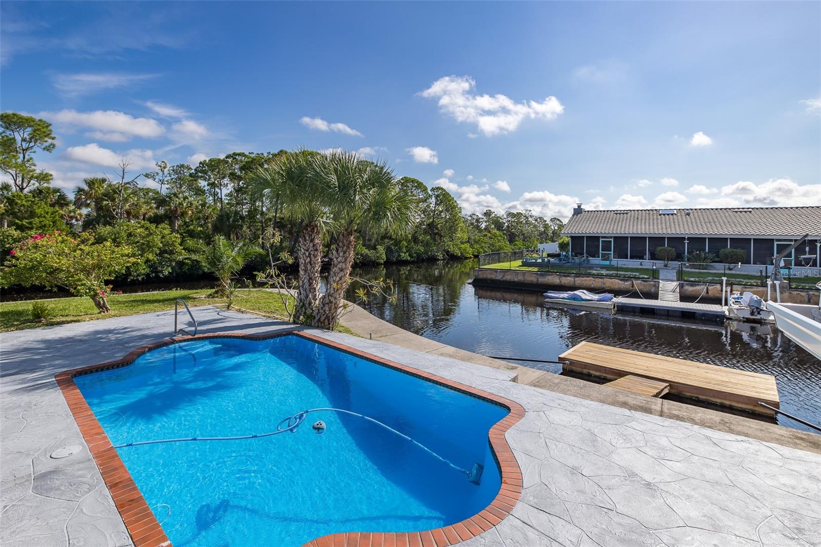 Oversized pool deck