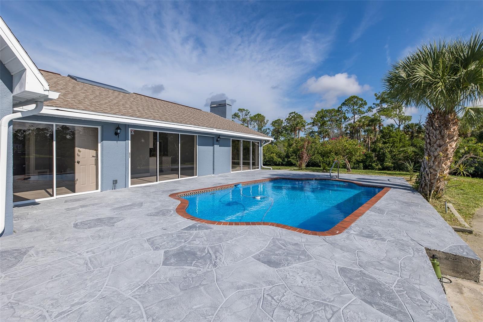 Oversized pool deck