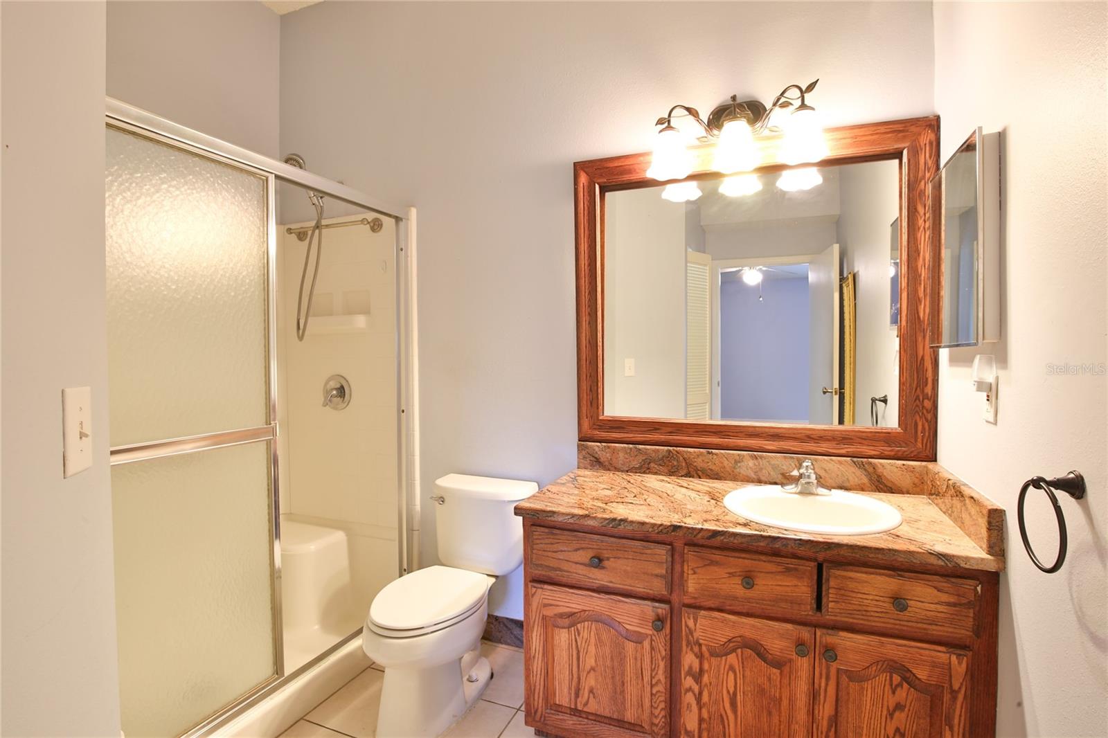 Primary Bath w/Walk in Shower