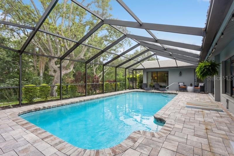 Heated Saltwater Pool