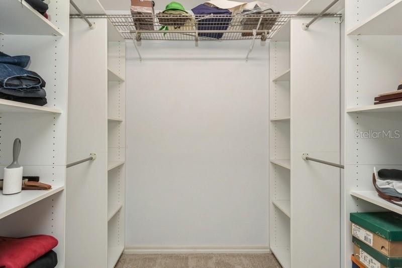 Walk-in closet