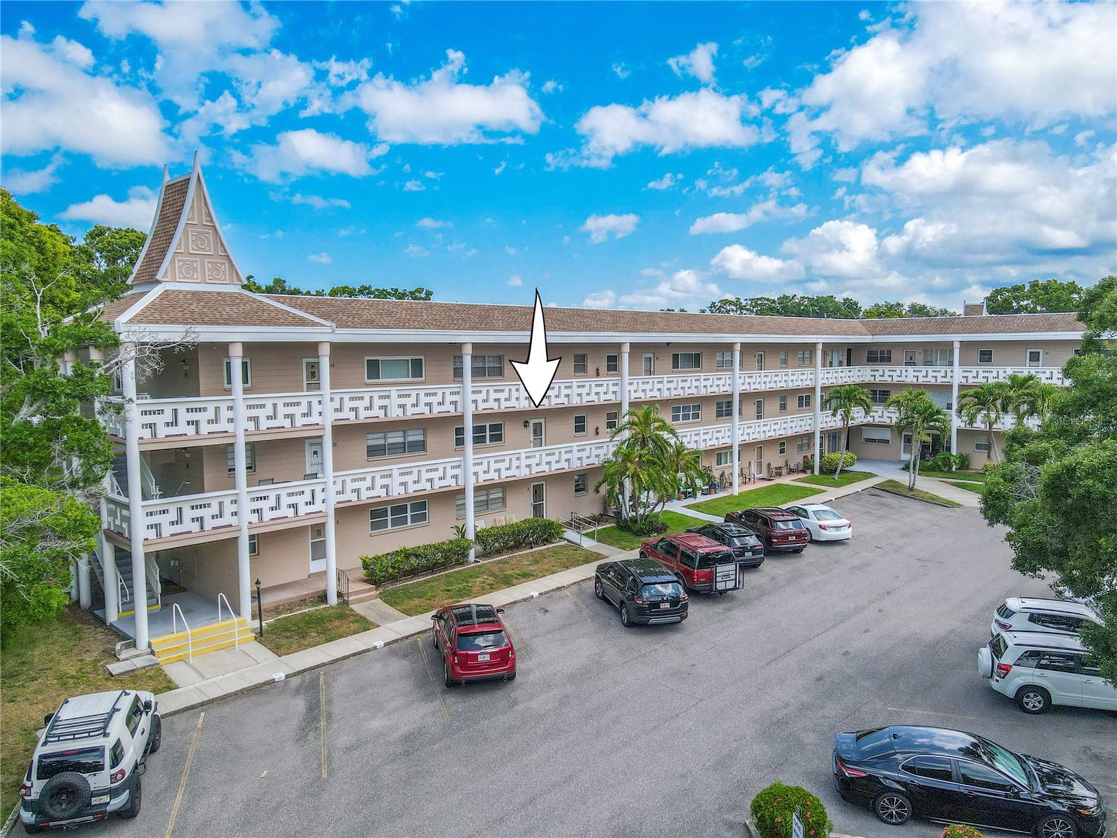 2 Bedroom, 2 Bath, 2nd Floor Unit in 55+ On Top of the World