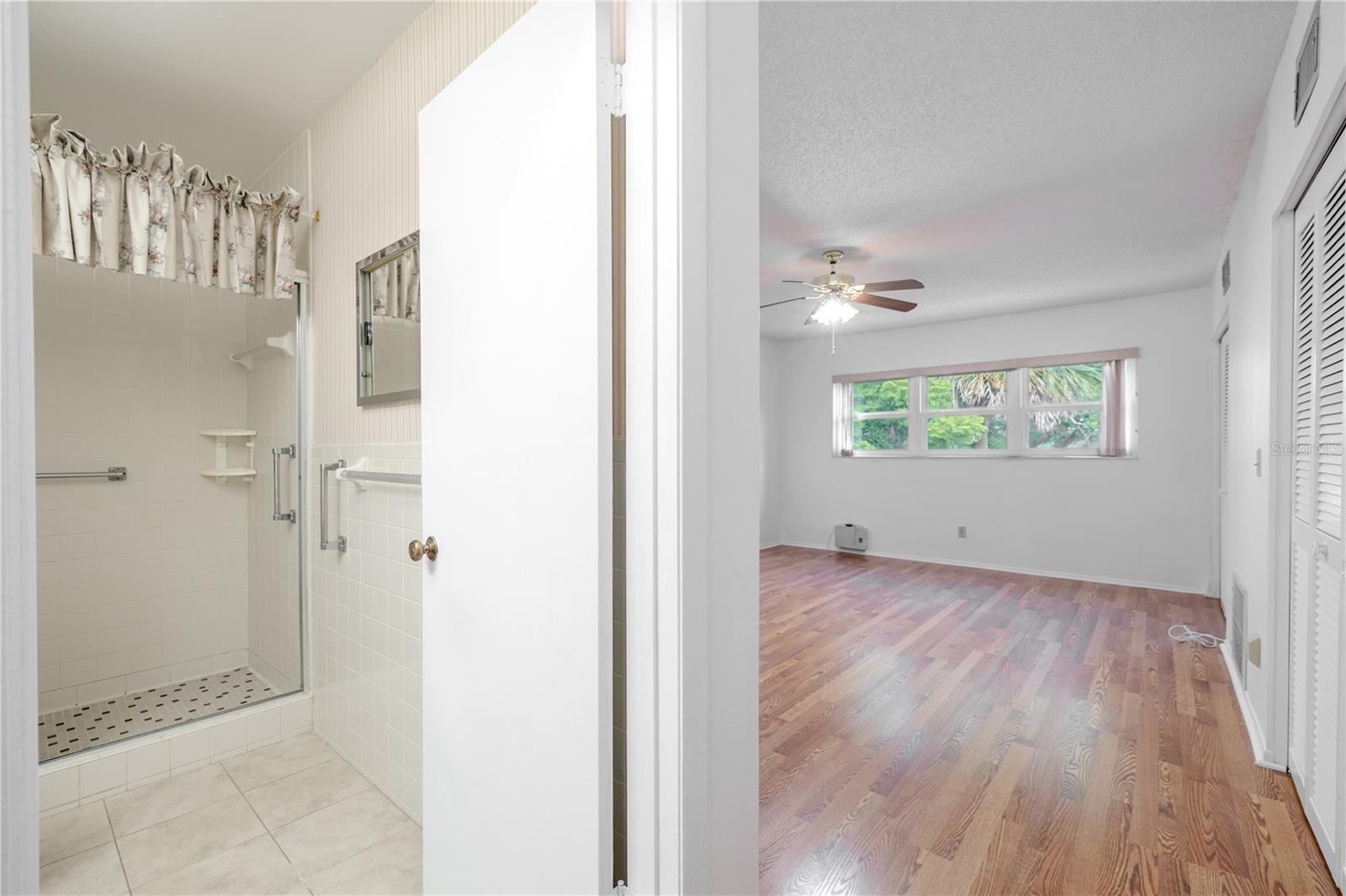 Primary bed/bath