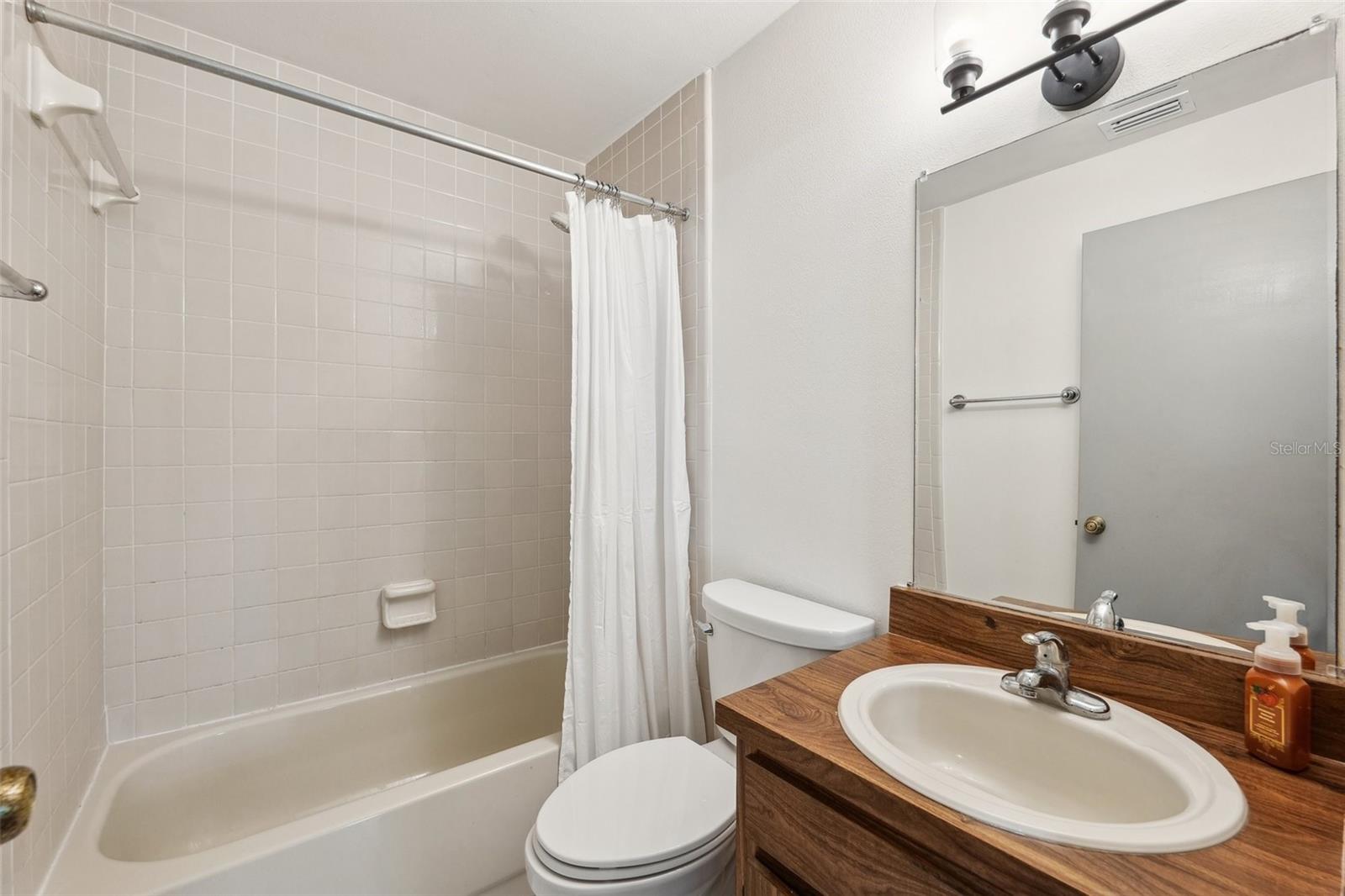 2nd Bathroom