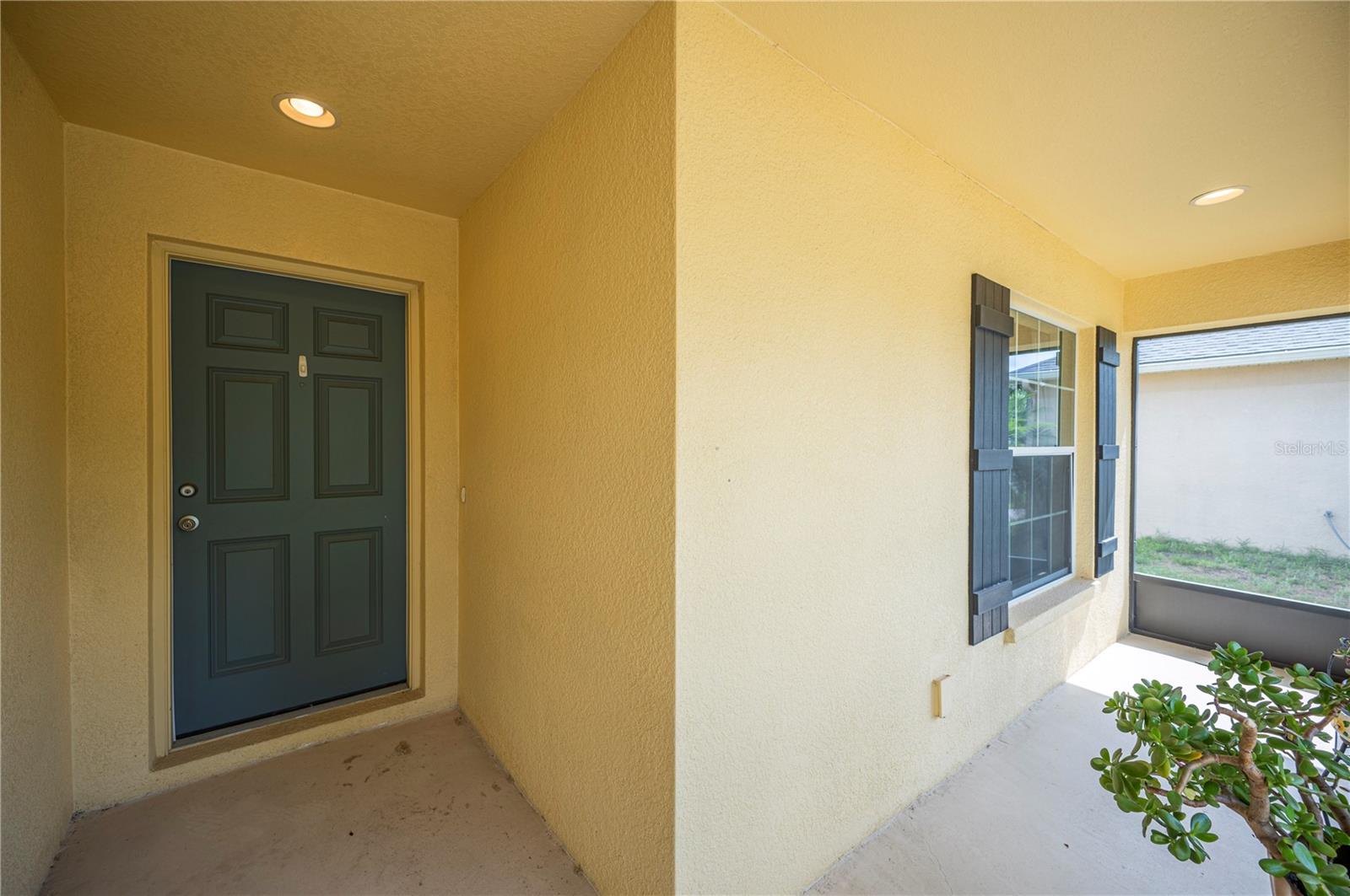Front Screened Porch with Back Screened Porch makes great Cross Breeze