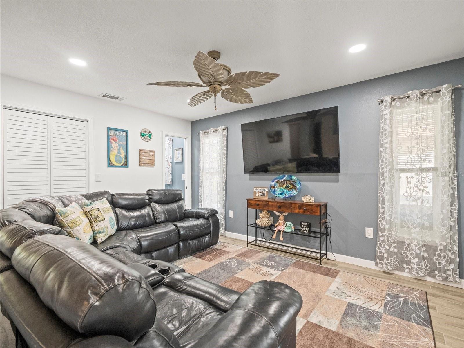 Family Room/3rd Bedroom