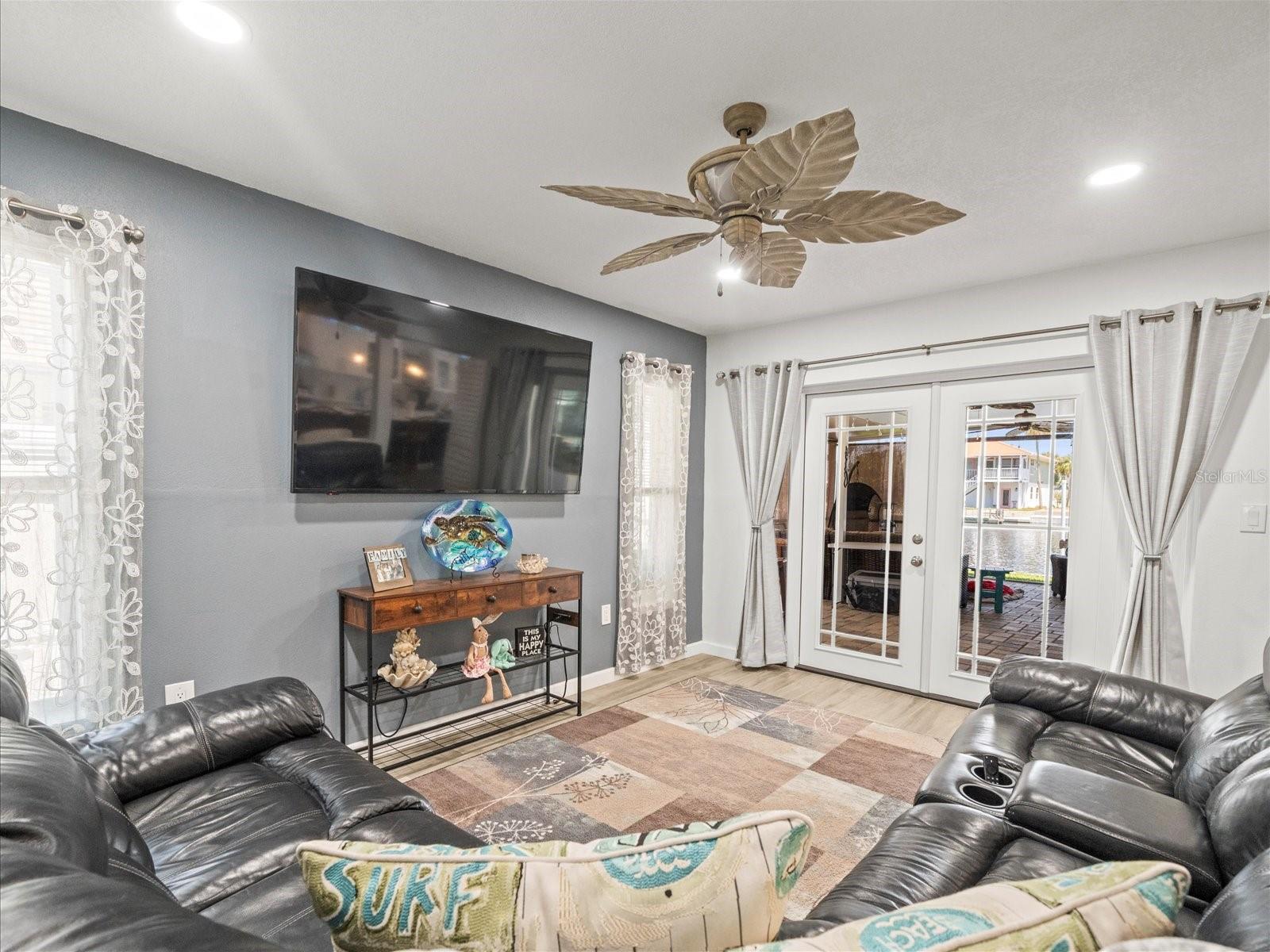 Family Room/3rd Bedroom