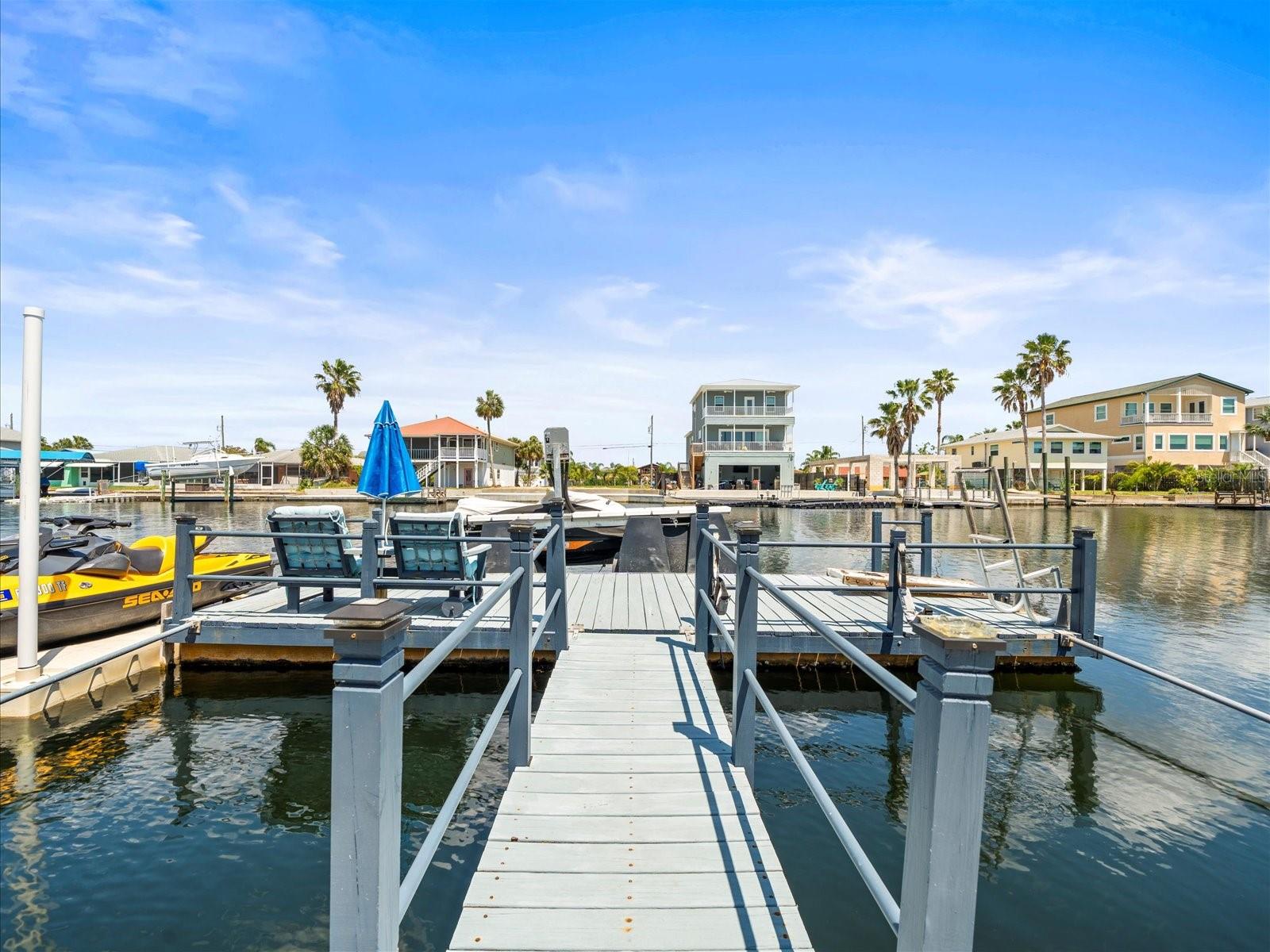 Dock