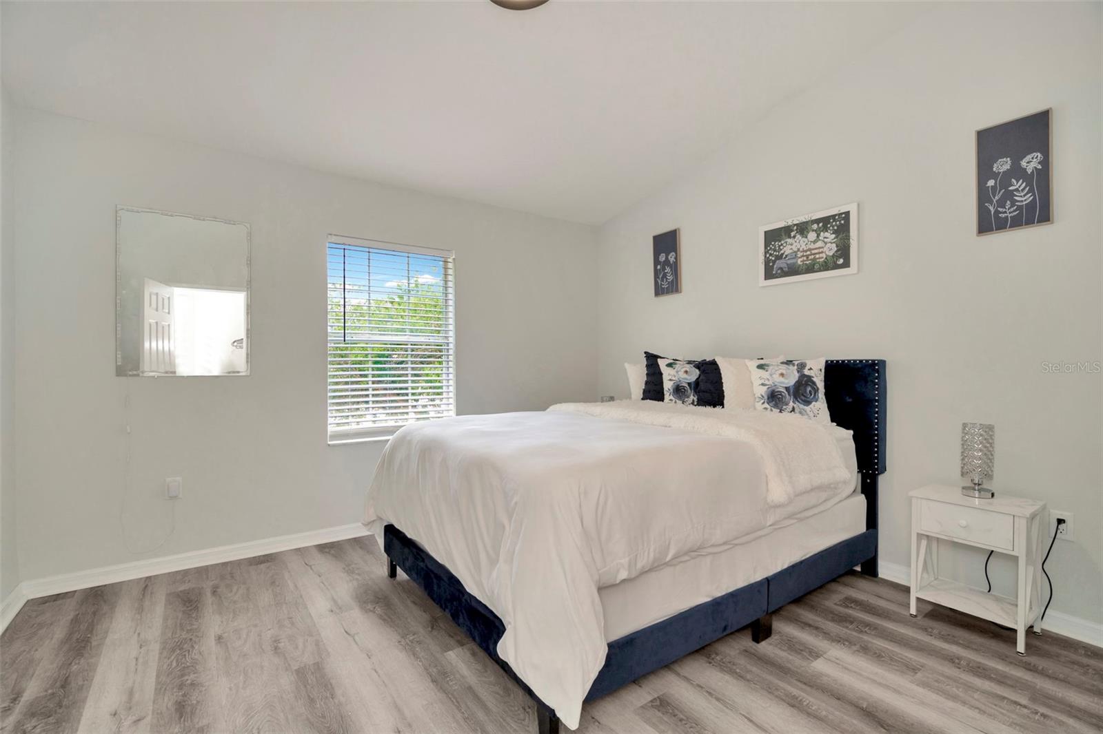 Upstairs Bedroom 1