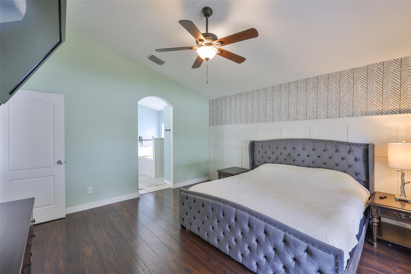 Ceiling fan to keep you cool while you sleep