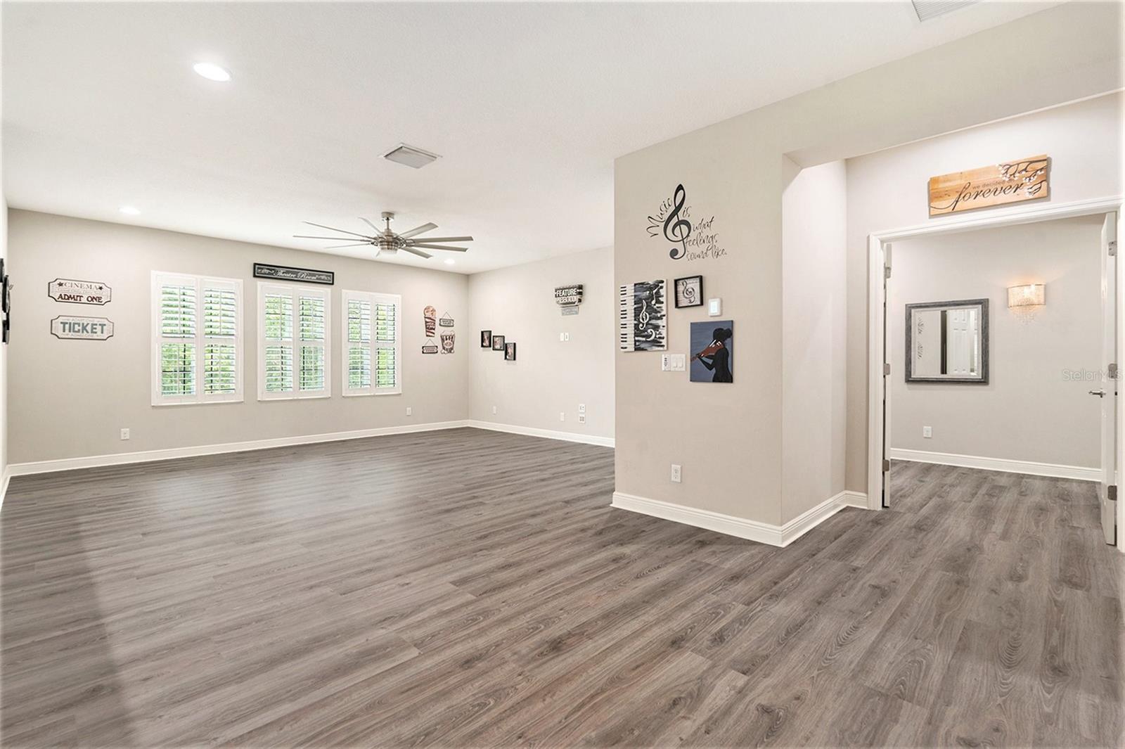 Bonus Room on 2nd Floor