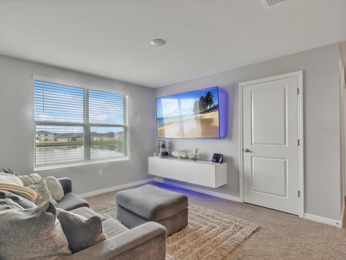 Loft, 2nd floor