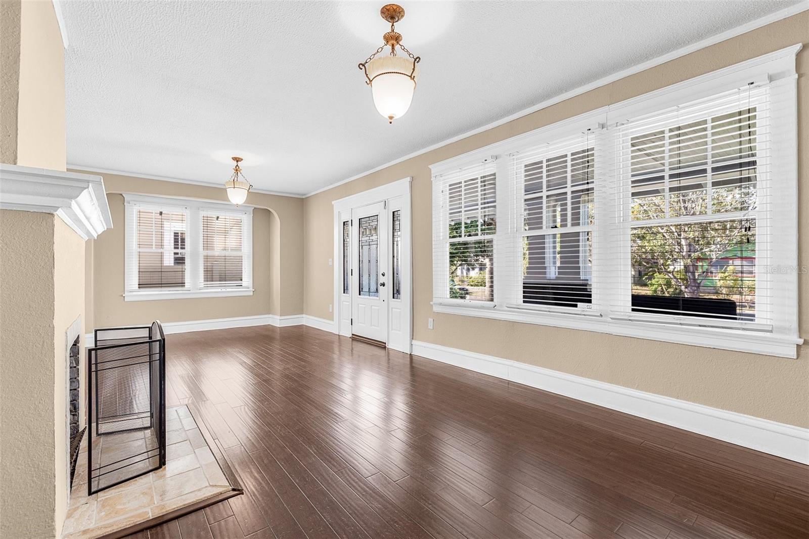 Beautifully Restored Trim and Decorative Molding