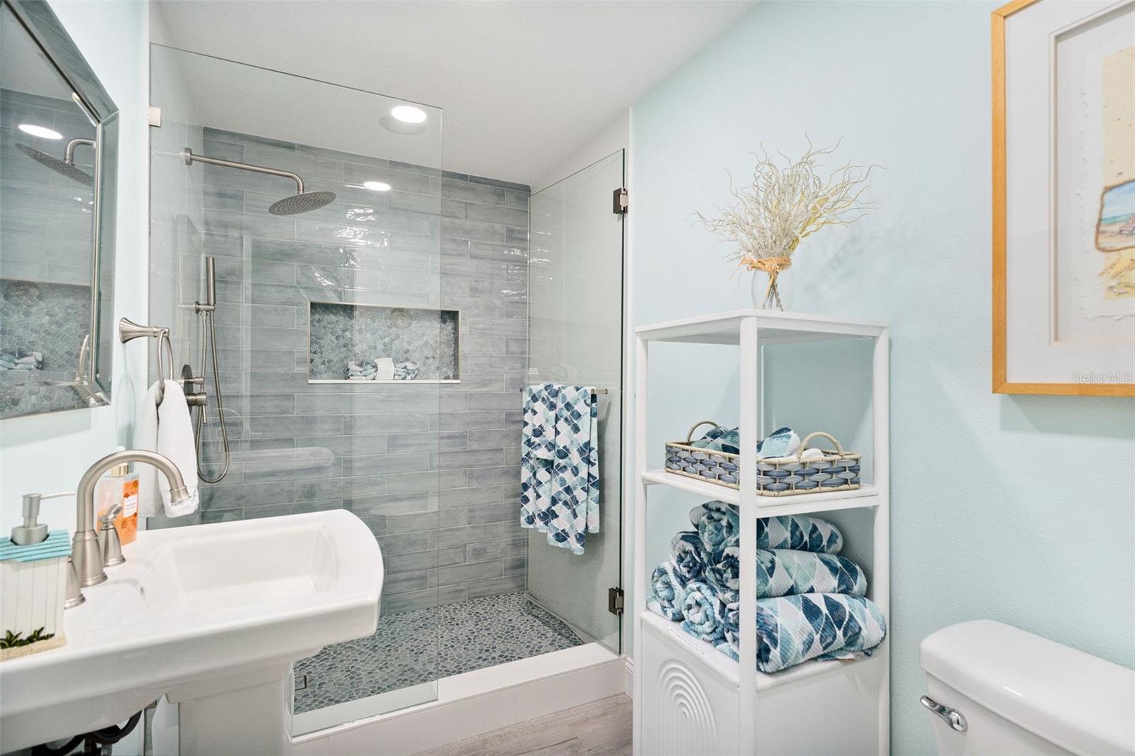 1st floor bathroom