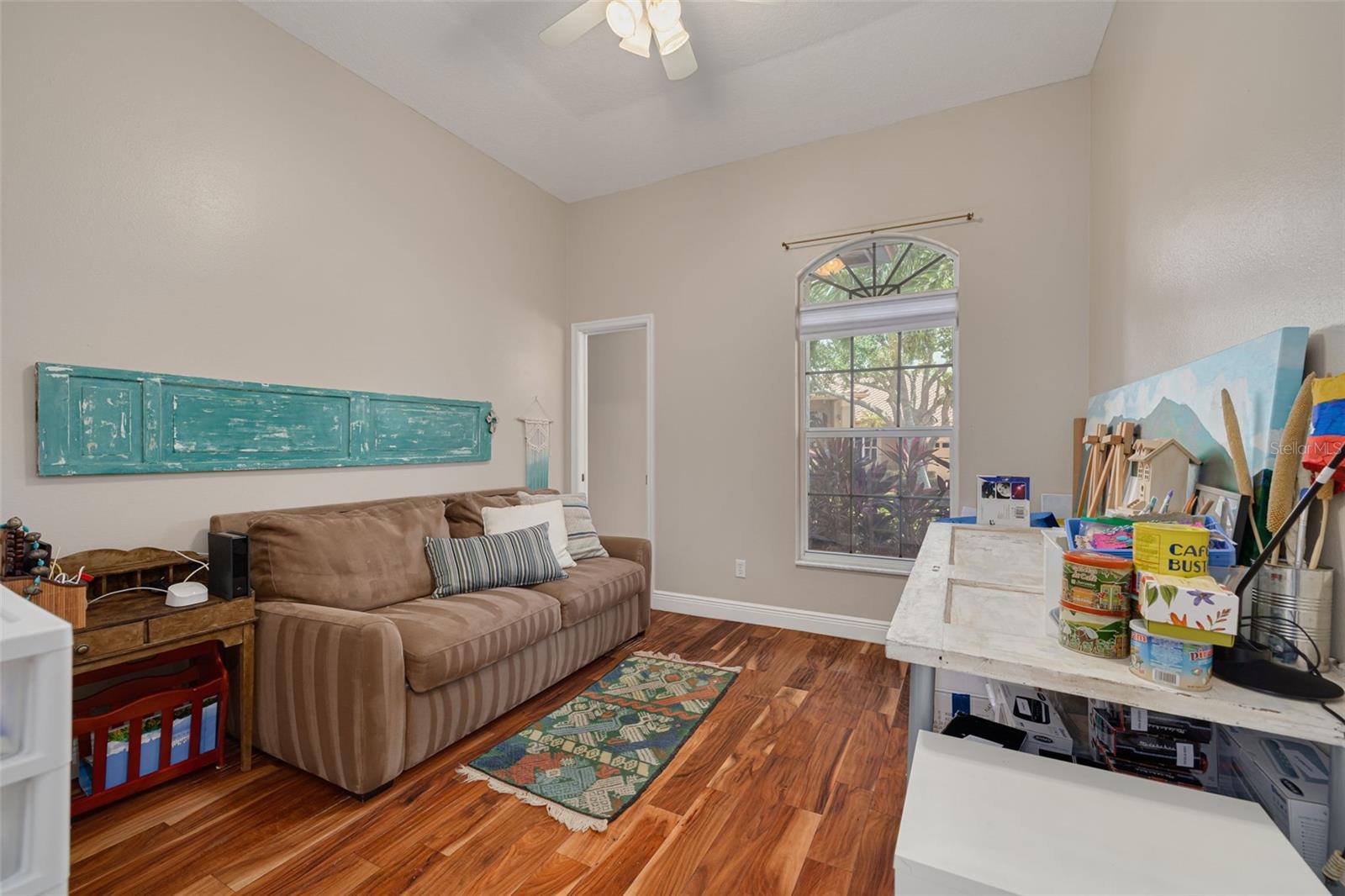 5th bedroom with half bath/office/craftroom