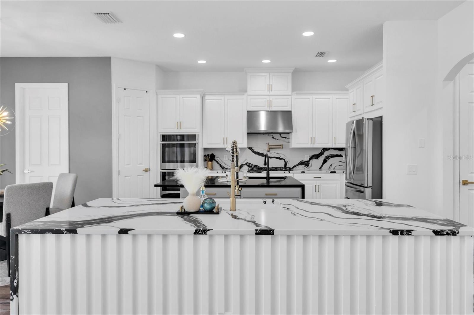 Gourmet Kitchen w/ Double Oven, Pot Filler, Gas Range, Dual Island