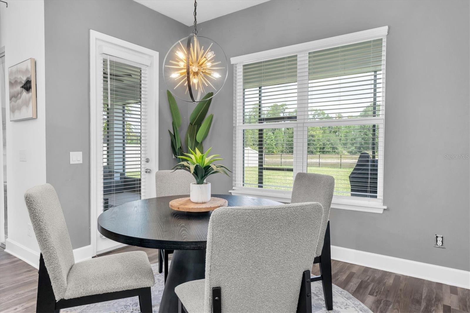 Breakfast Nook