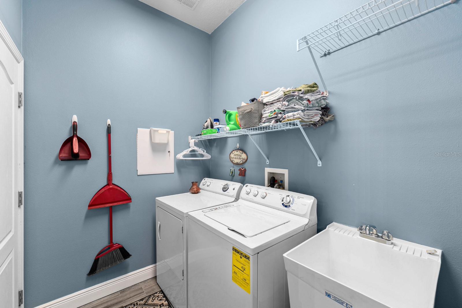 LAUNDRY ROOM-WASHER DRYER DO NOT CONVEY