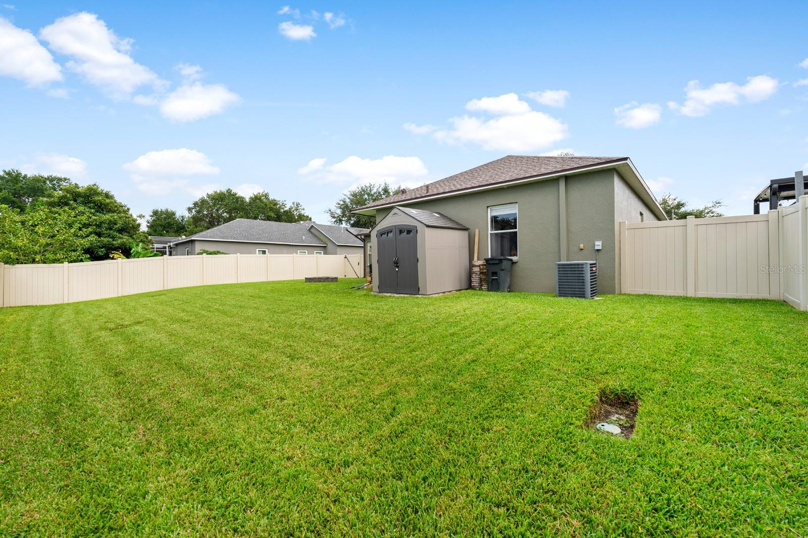 HUGE FENCED YARD