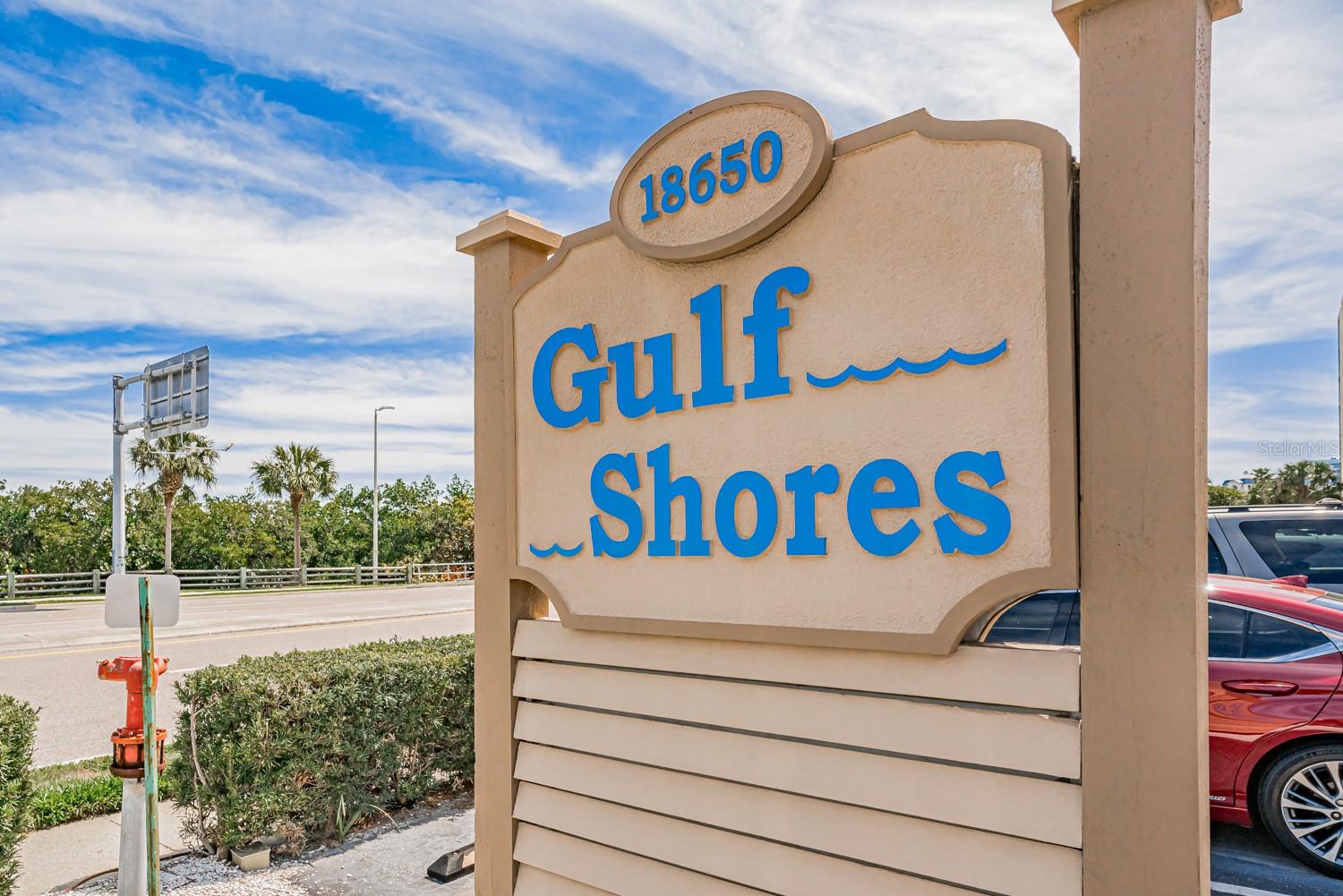 Gulf Shores Condo Pool